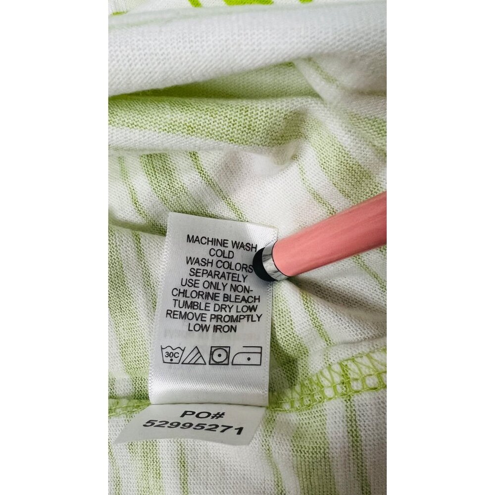 Woman Within Green & White Striped V-Neck T-Shirt Short Sleeve Size Large - Picture 5 of 5